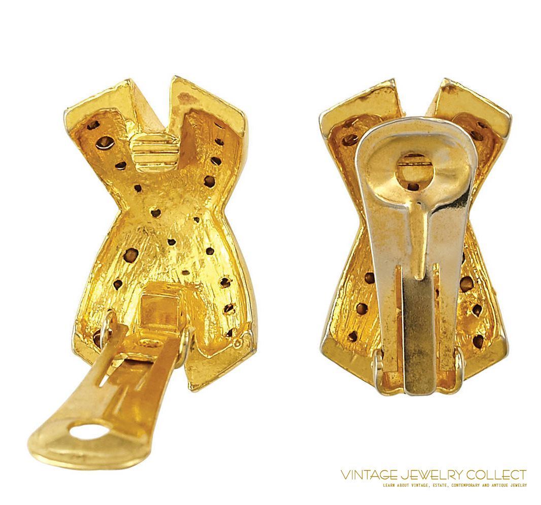 1980s "X" Motif Rhinestone Earrings in Gold-colored Metal with 34 Rhinestones