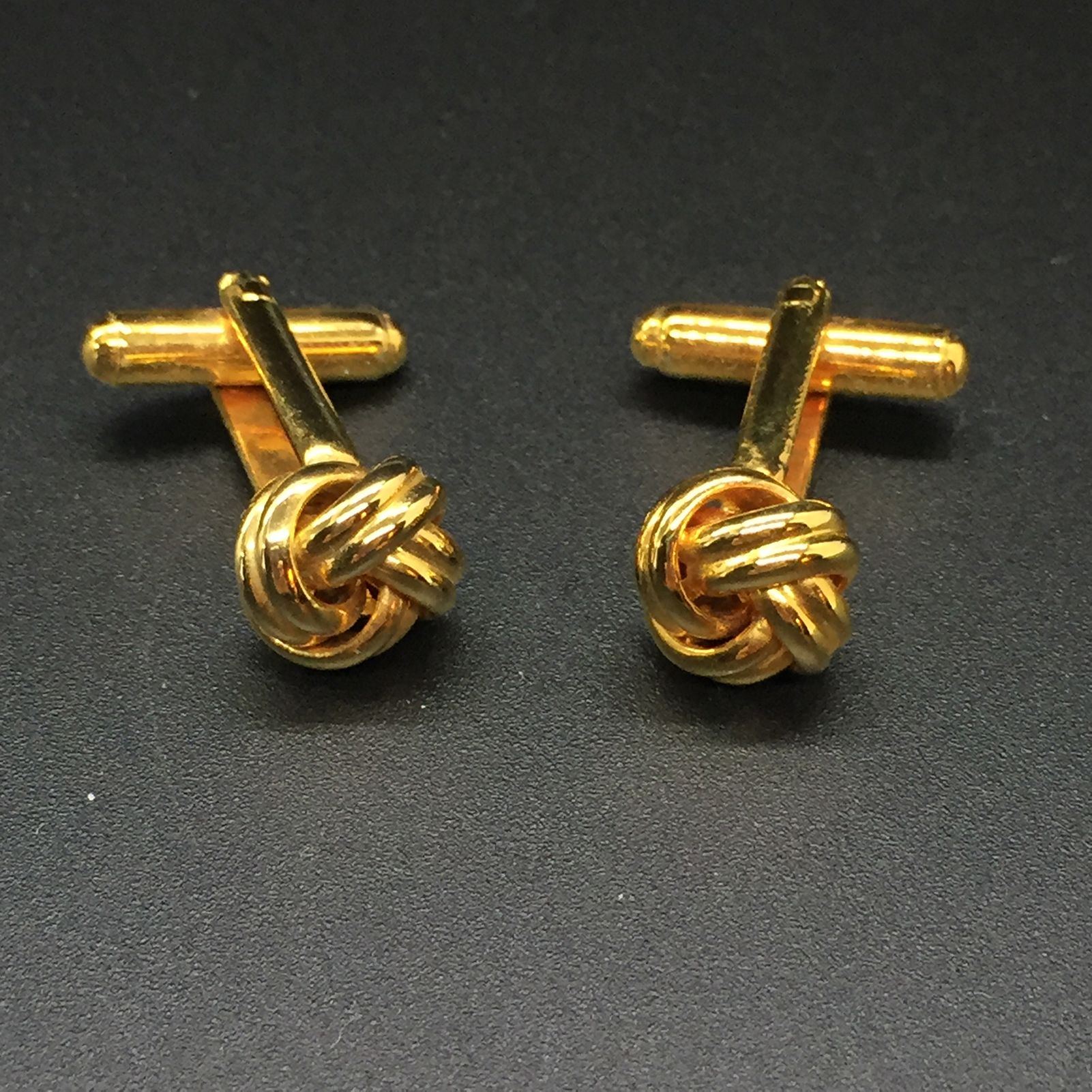 Vintage Men's Knot Motif Cuff Links