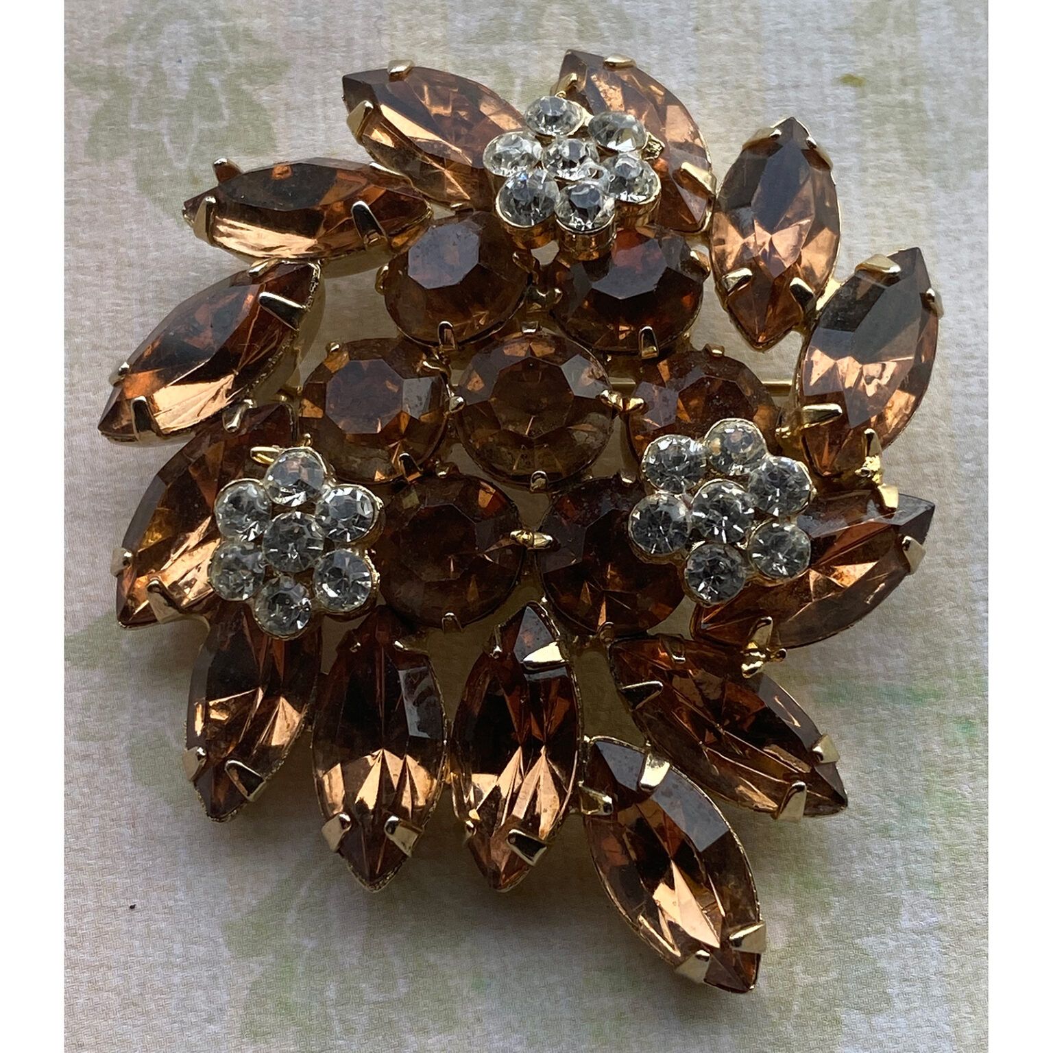 Vintage Weiss Brooch with Navettes and Chaton-Cut Florets