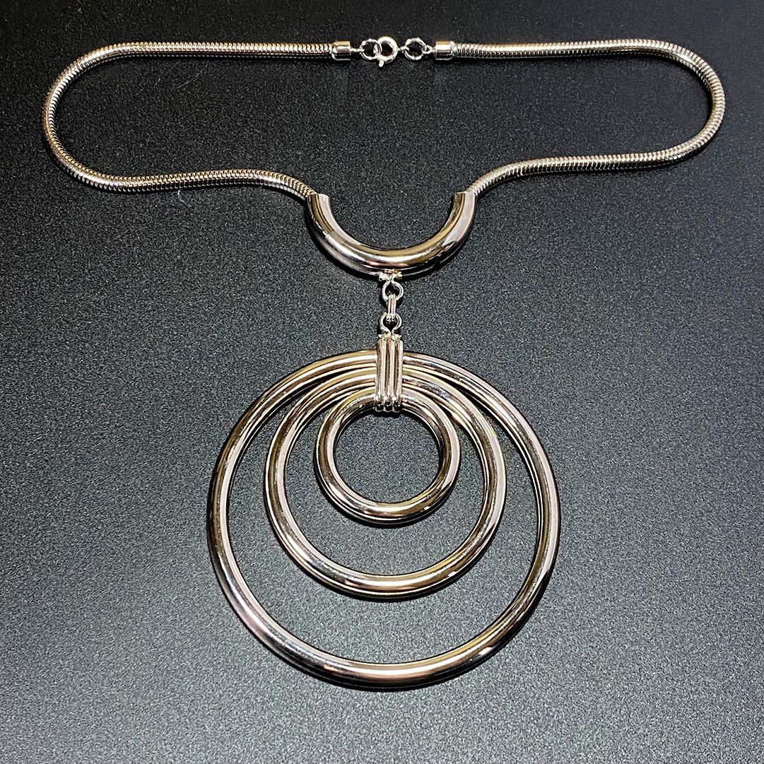 1970s Pendant necklace