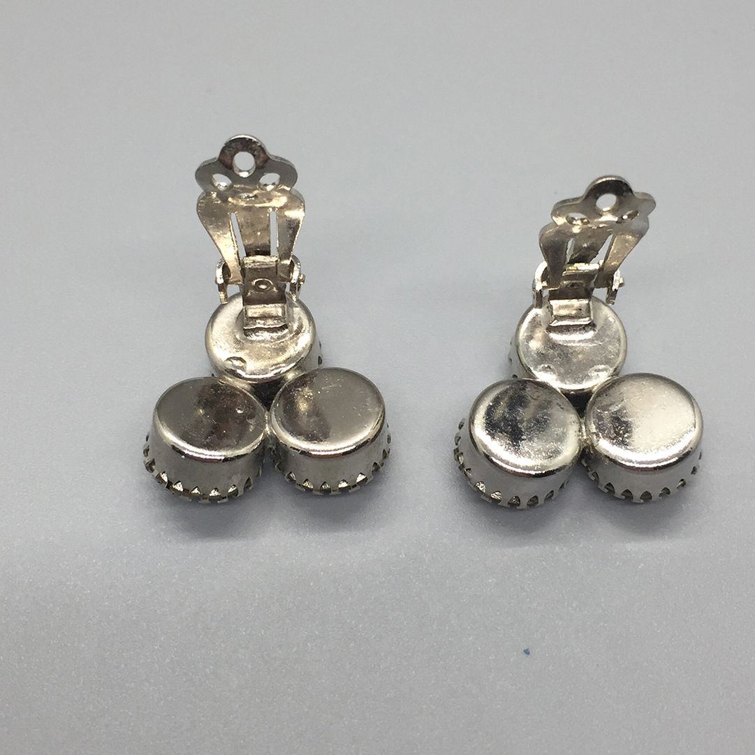vintage rhinestone clip earrings