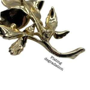 Large Dimensional Florenza Flower Brooch - Vintage Jewerly Collect