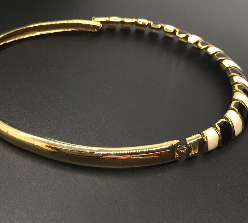 Mod Vintage c. Mid-1970s Enamel Collar Necklace