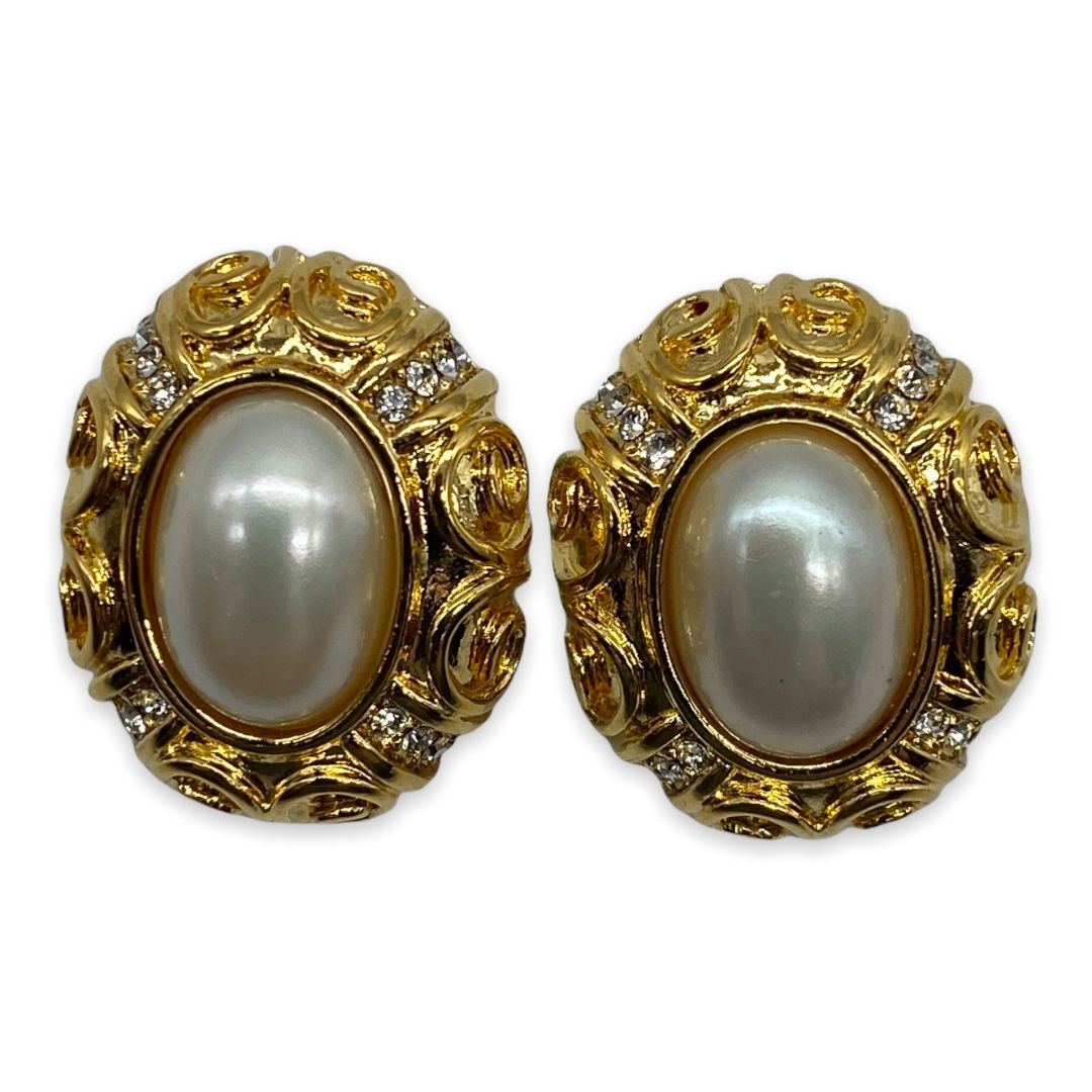 Vintage Chanel Faux pearl clip on earrings, Gold tone, c1980s