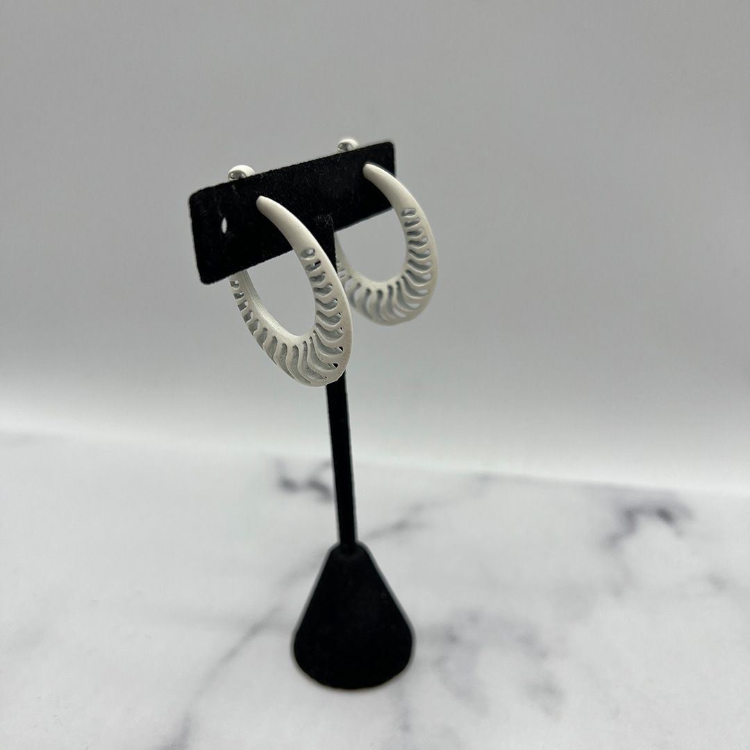 1970s Trifari Enamel Tapered Wedding Band Clip Earrings