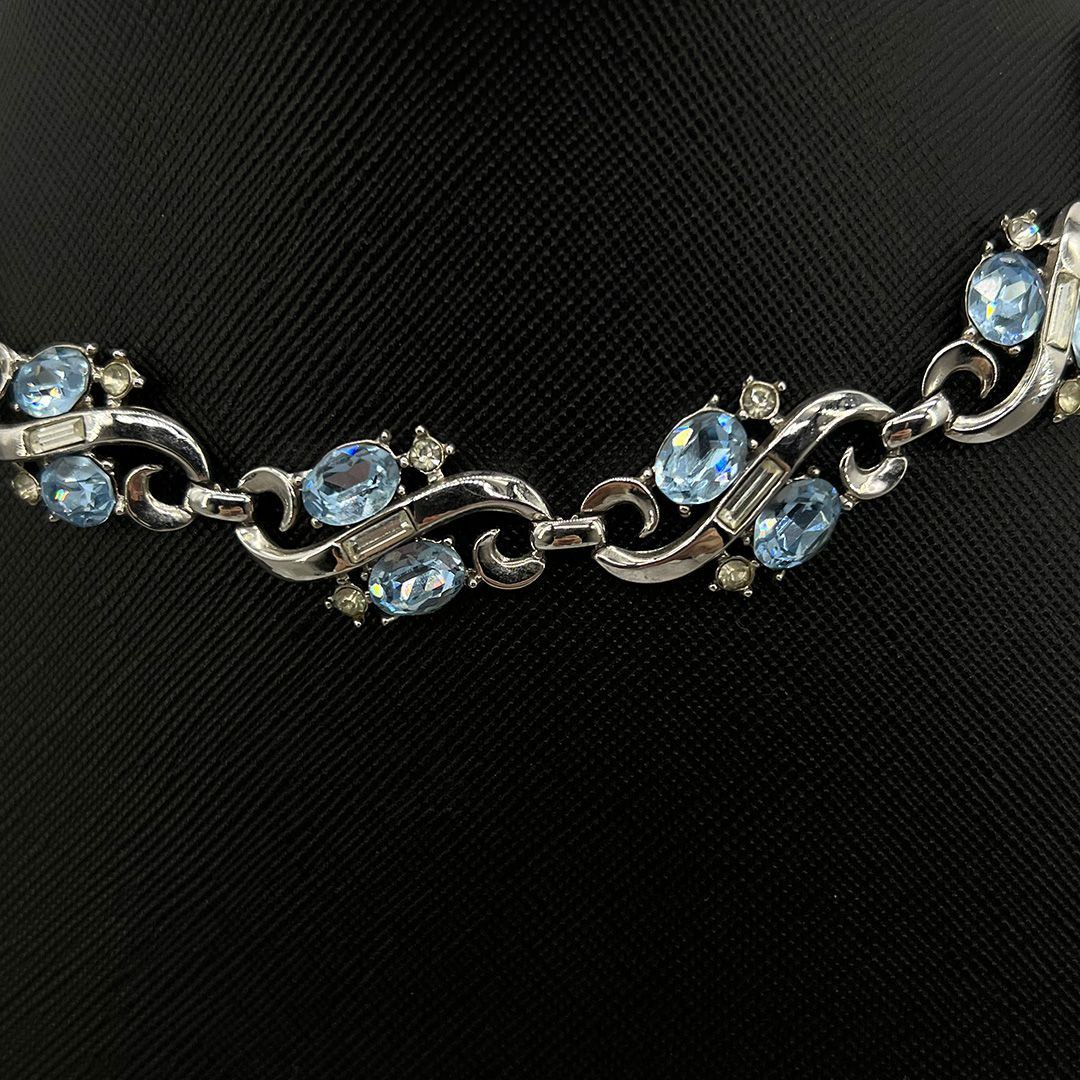 1950s Trifari oval rhinestone necklace