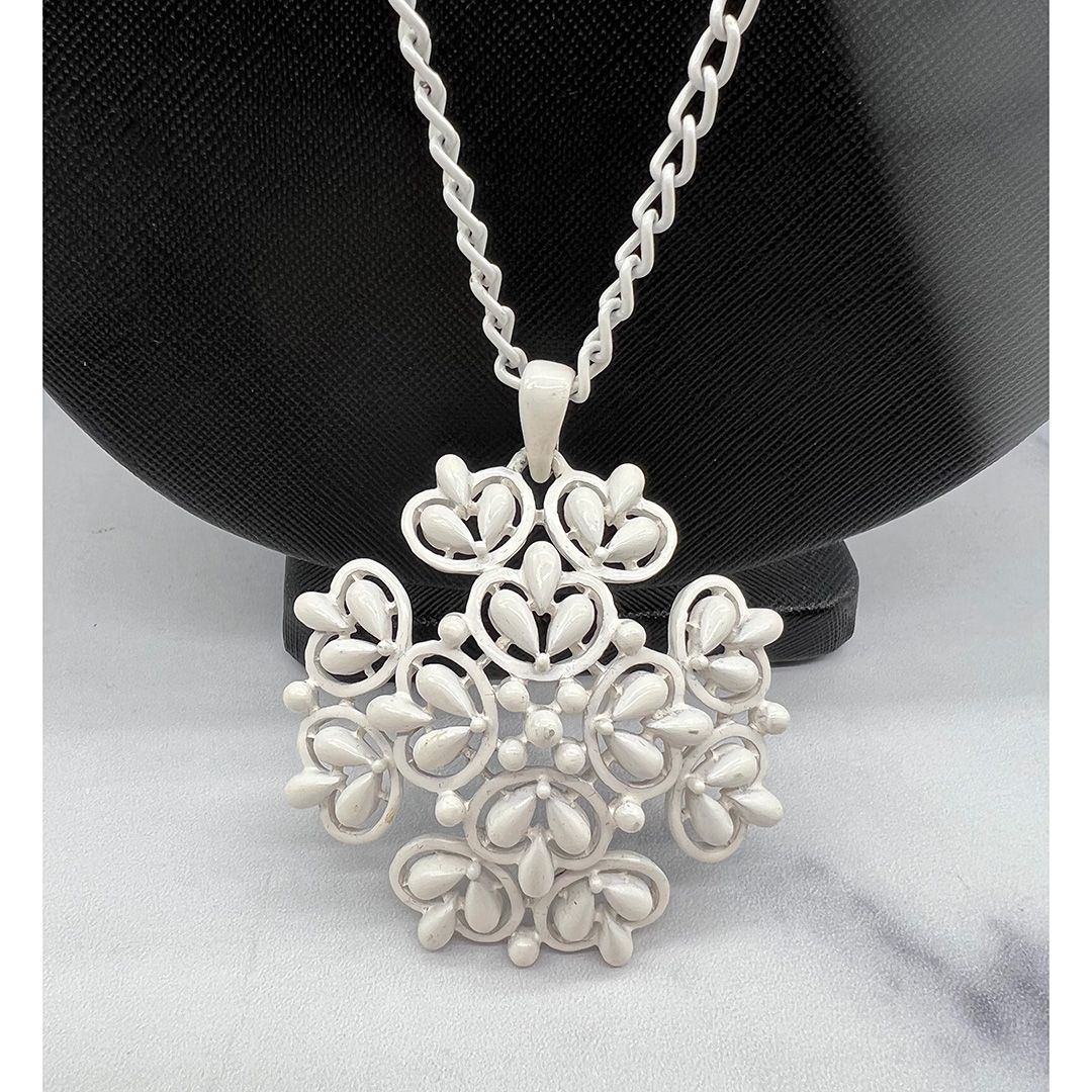 1960s Trifari White Enamel Necklace