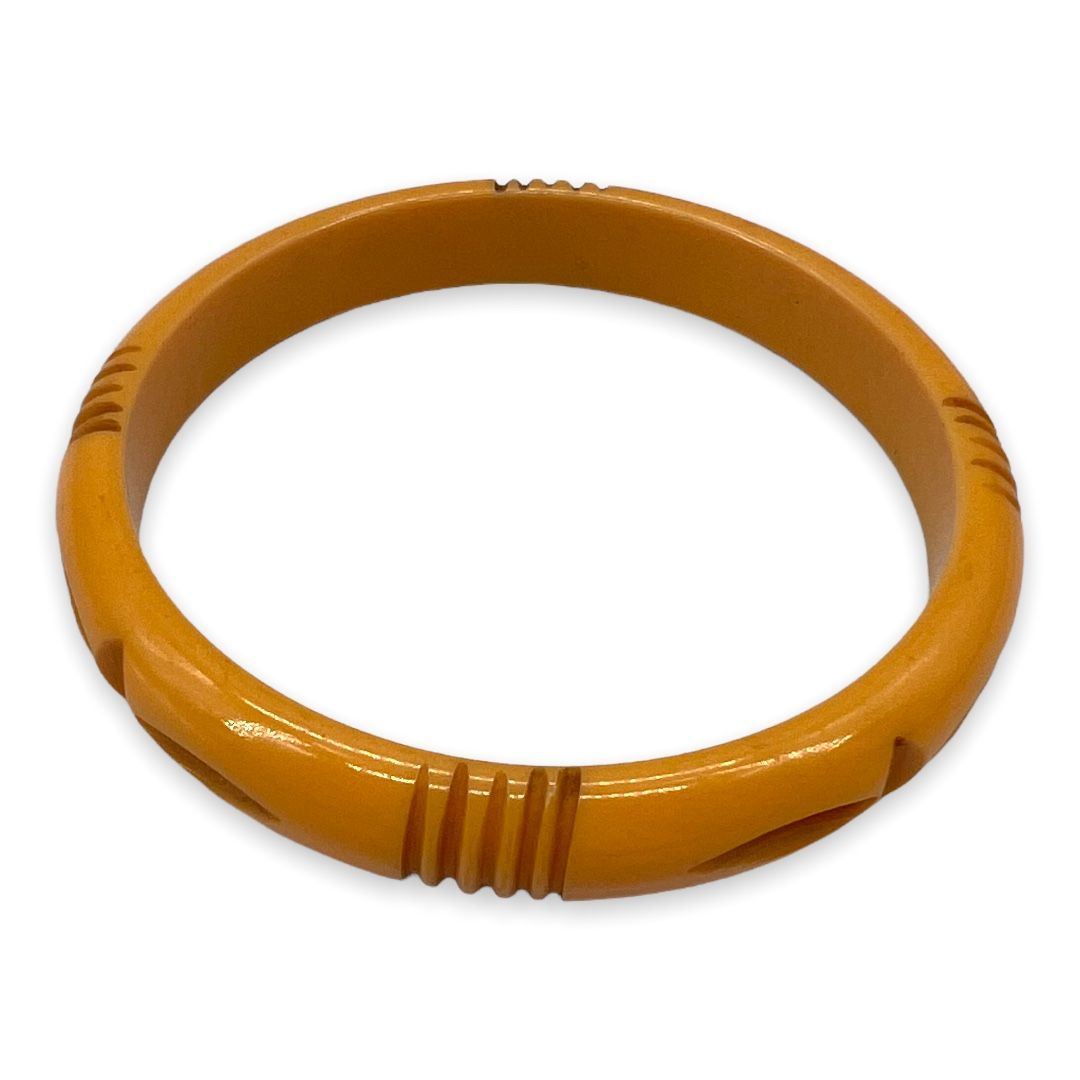 Vintage Bakelite Carved Bangle Bracelet - Butterscotch Leaf Pattern, 3 –  Maria's Vintage