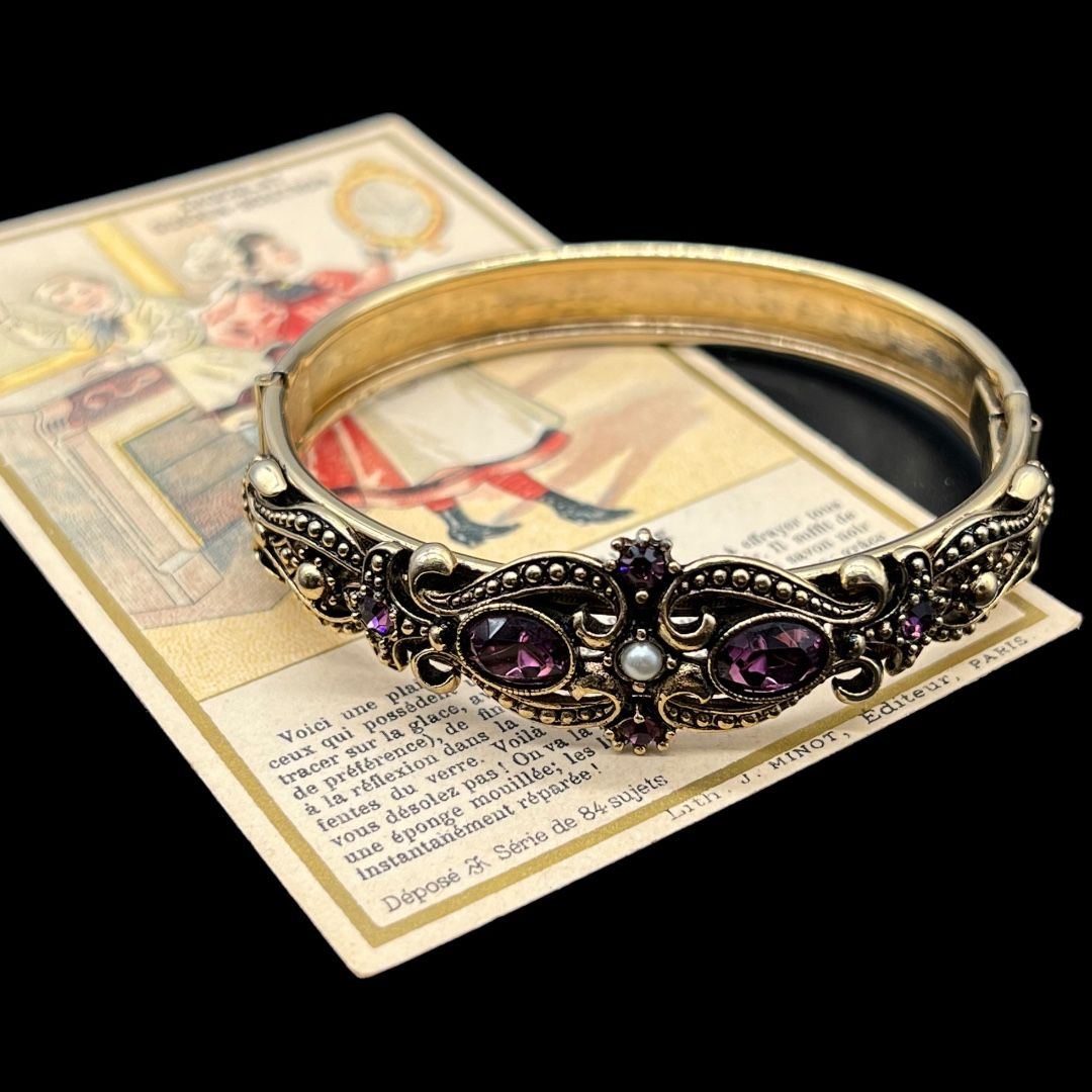 Avon 1974 Queensbury Victorian Revival Bracelet
