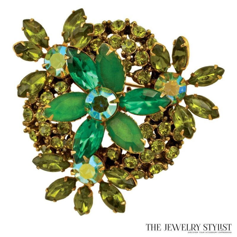 Vintage 1960s Enamel Flower Brooch - Vintage Jewerly Collect