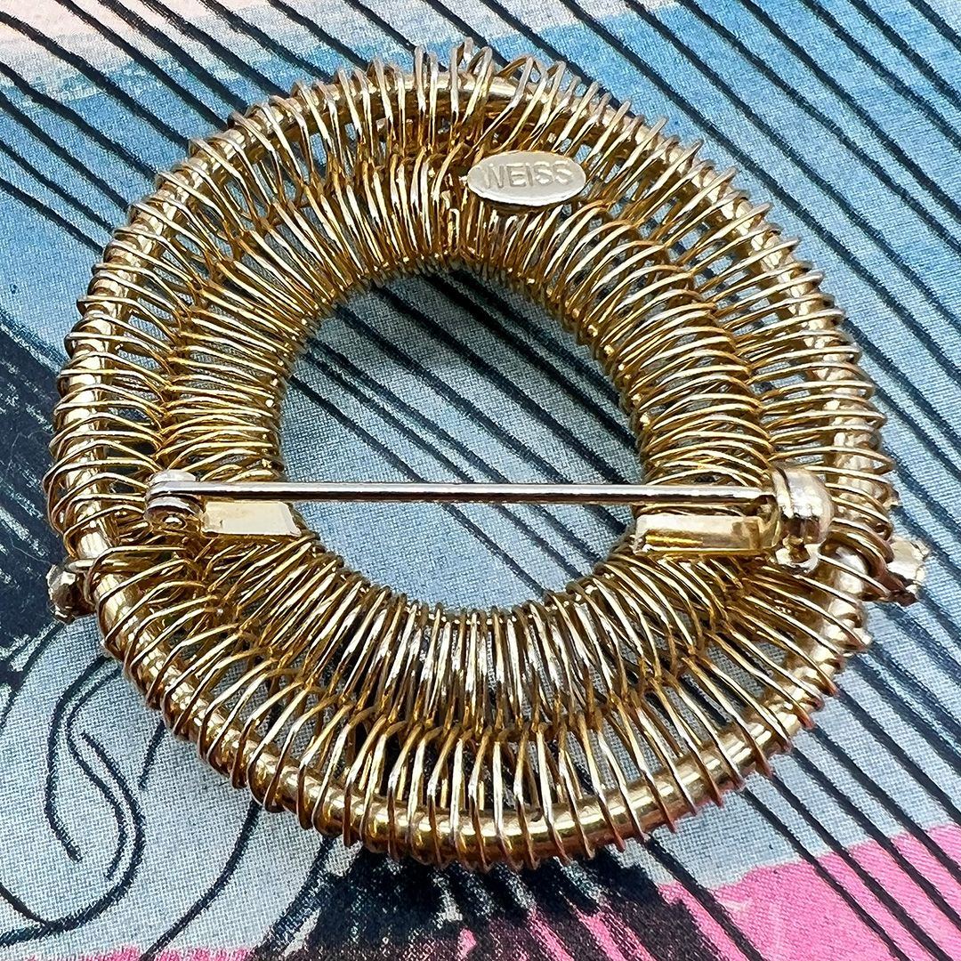 Weiss coiled wire brooch