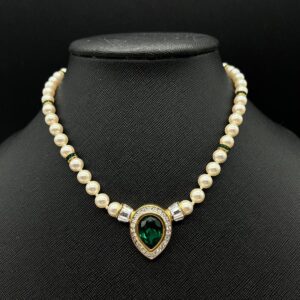 Gorgeous 1980s S.A.L. Faux Pearl and Rhinestone Collar Gorgeous 1980s S.A.L. Faux Pearl and Rhinestone Collar