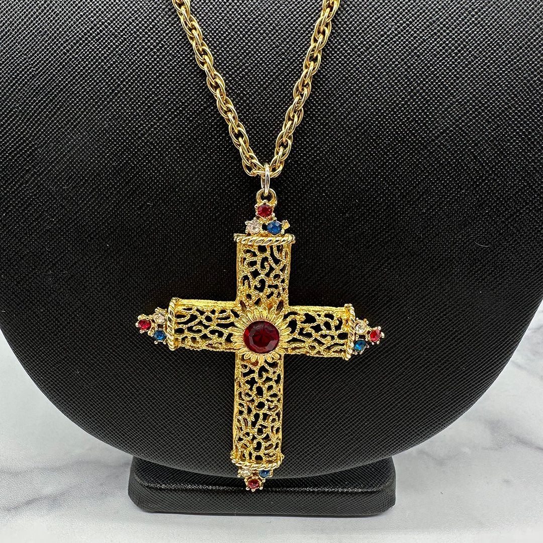 Vintage Rhinestone Cross Pendant Necklace