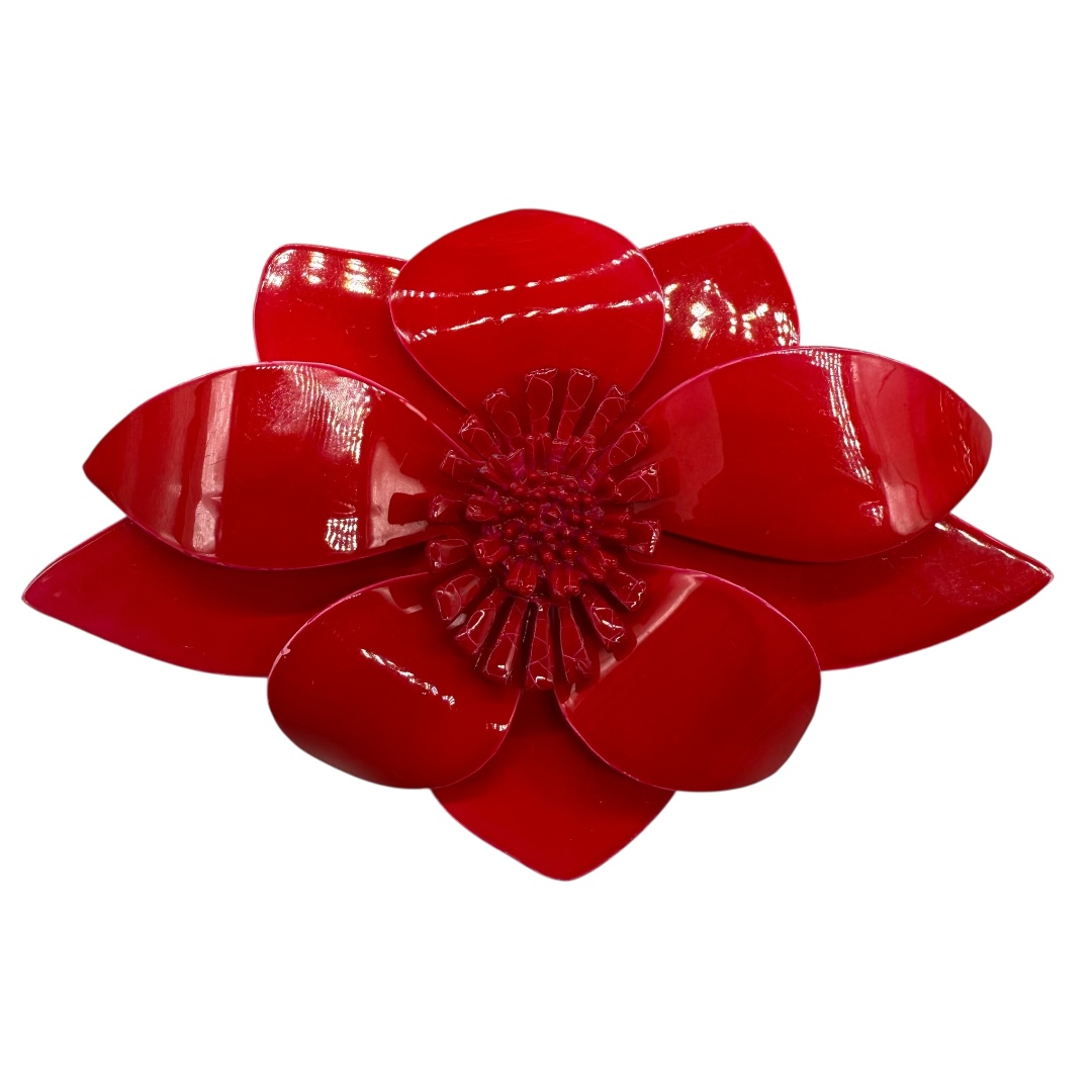 1960s Vintage flower brooch.