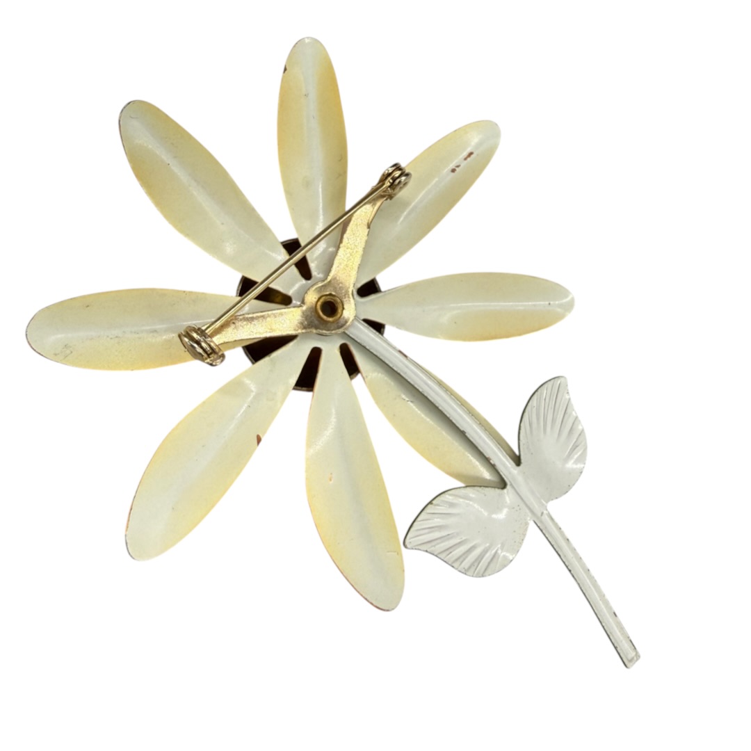 Unsigned 1960s orange enamel flower brooch back.