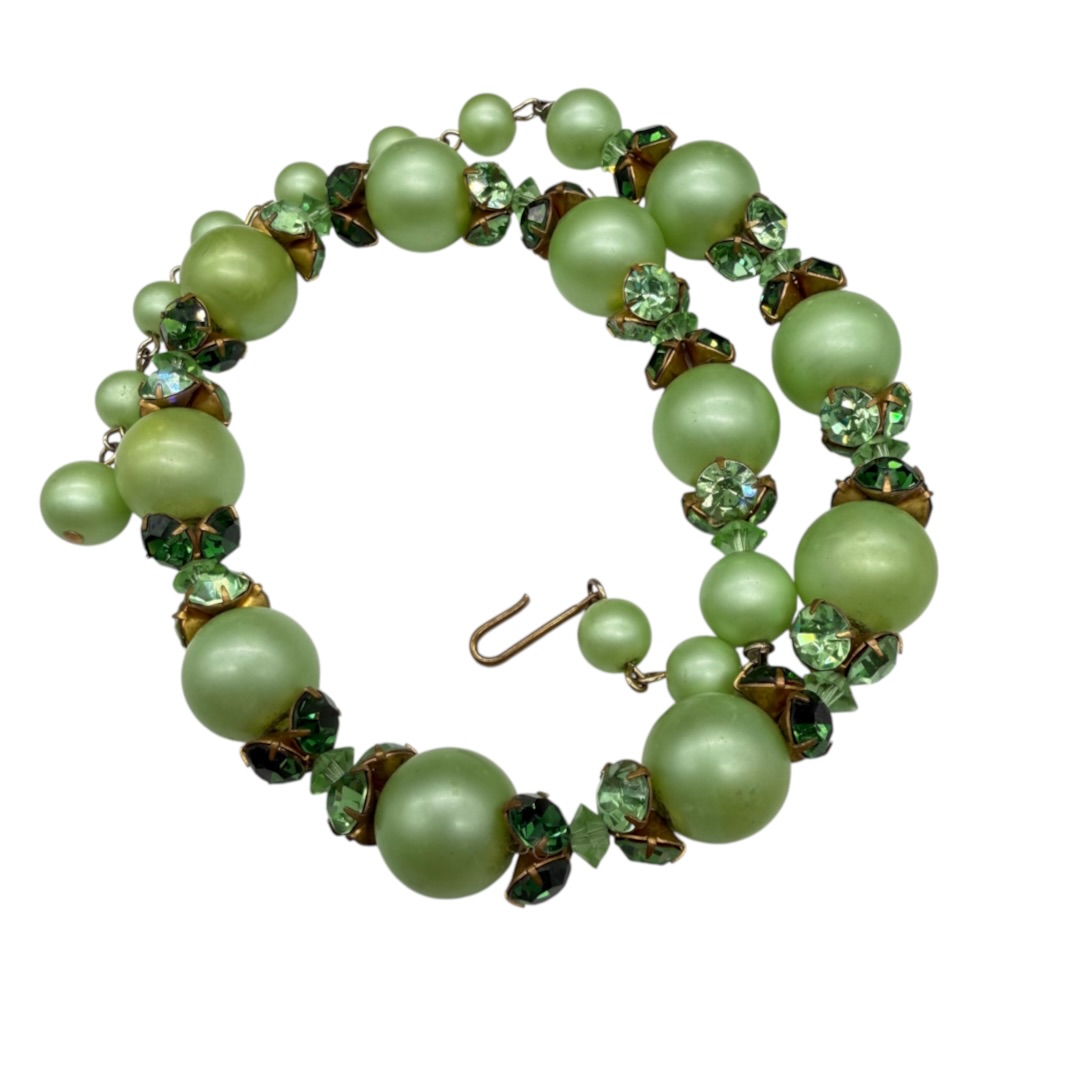 Stunning Vintage 1950s Uranium Glass Rhinestone & Green Faux Pearl Collar Necklace - Image 3