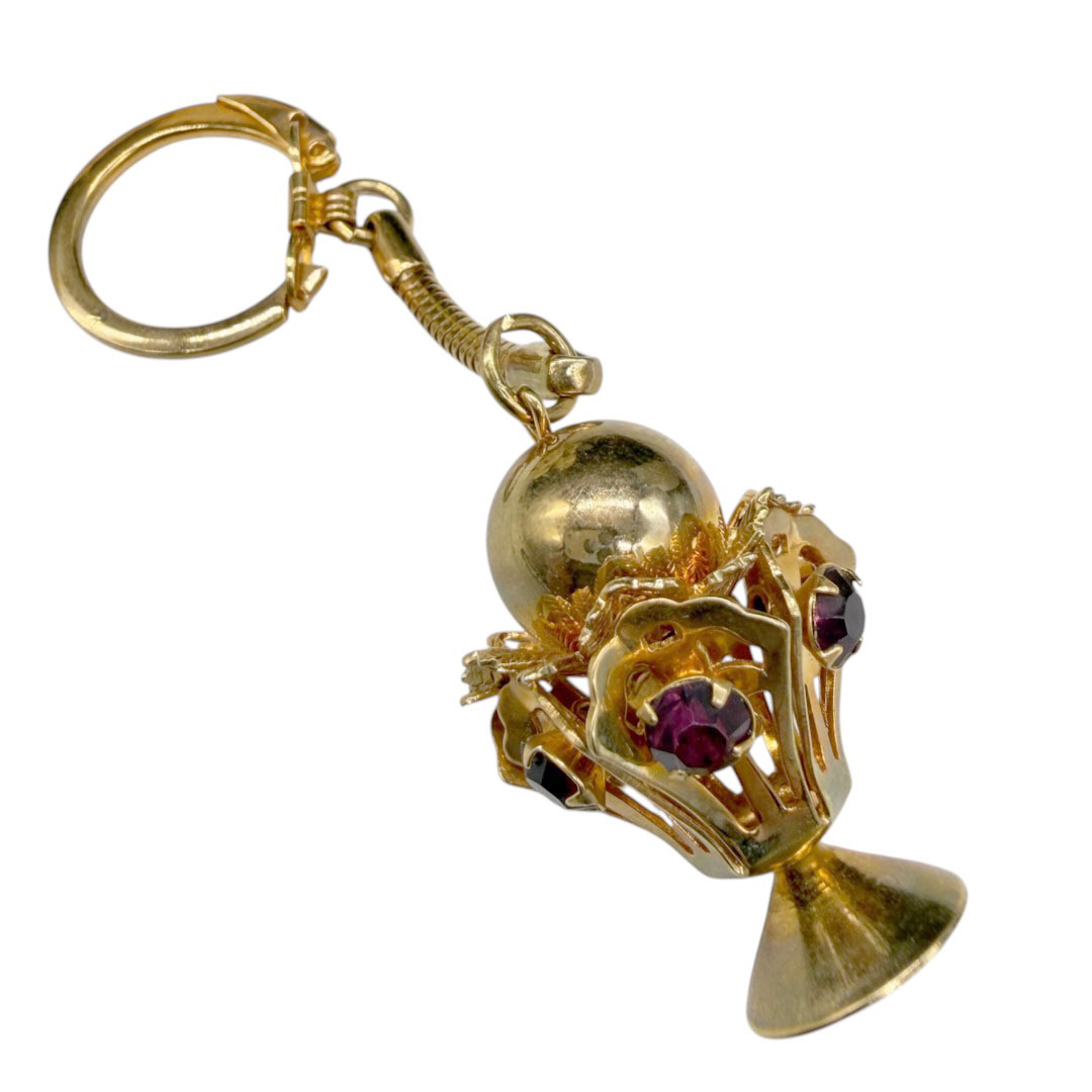 Vintage basket key chain.